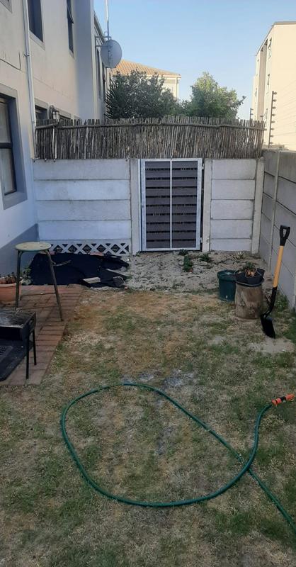 To Let 2 Bedroom Property for Rent in Parklands Western Cape